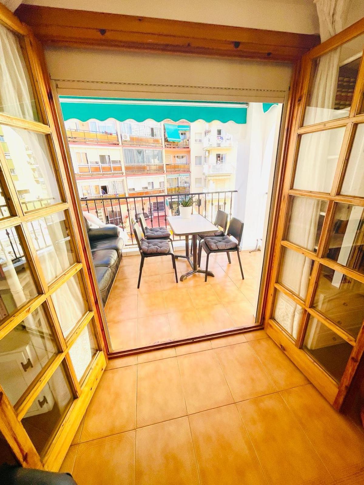 Apartamento Centro Torremolinos Con Solarium מראה חיצוני תמונה