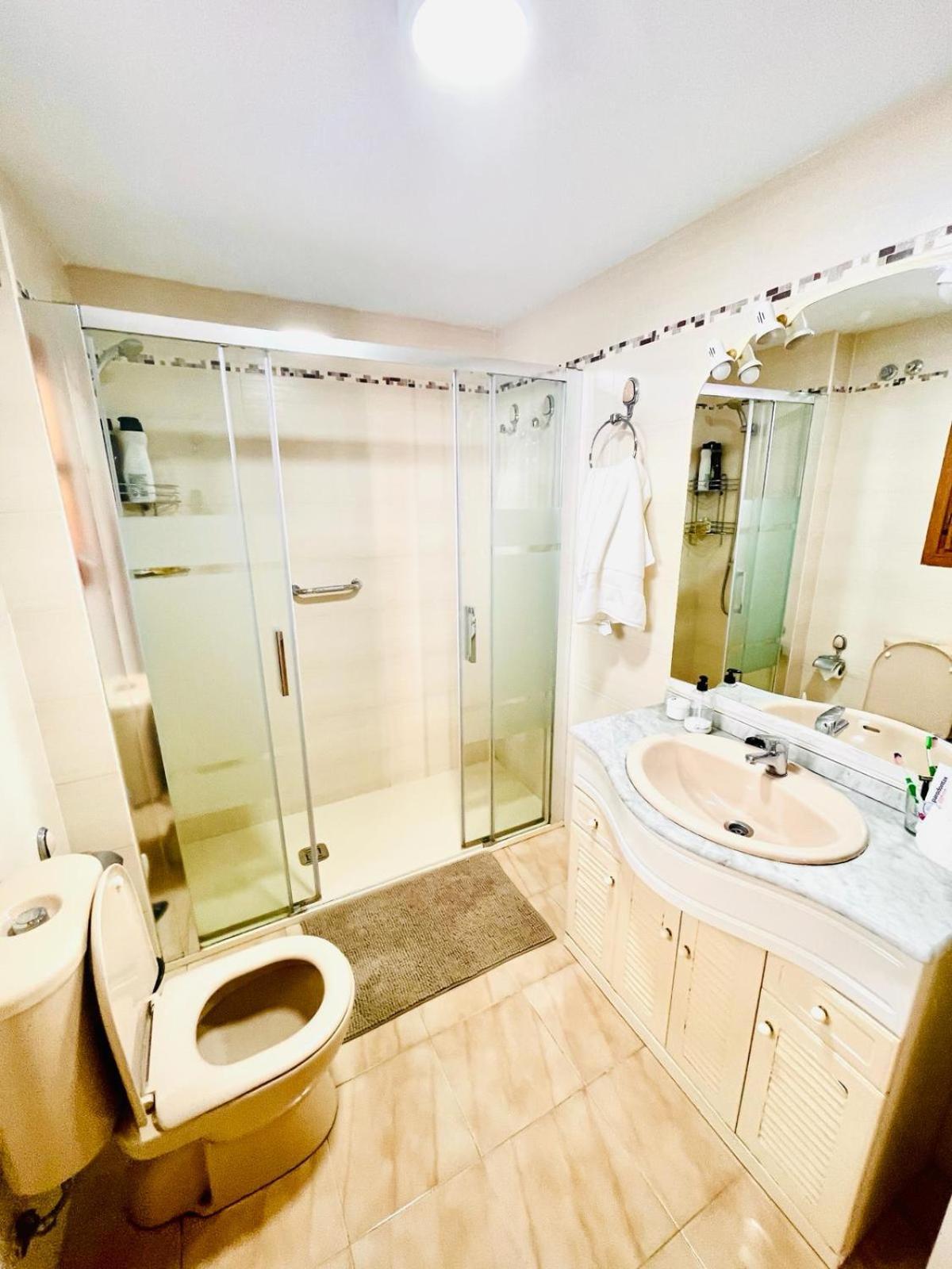 Apartamento Centro Torremolinos Con Solarium מראה חיצוני תמונה